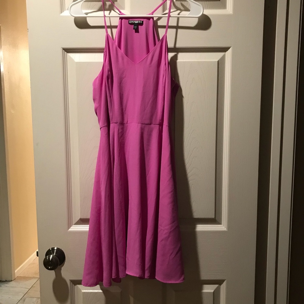 Express Dress - Picture 5 of 7